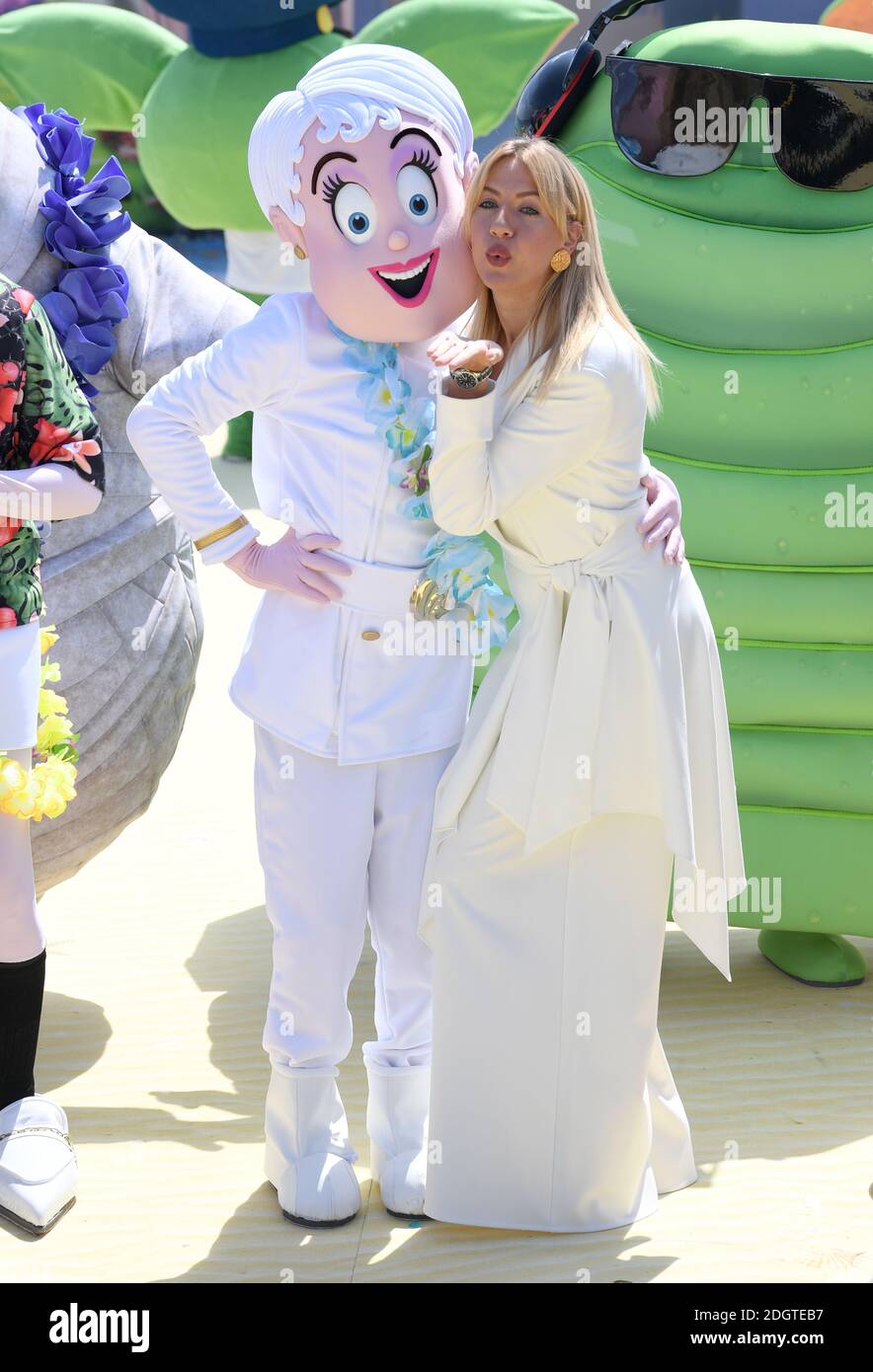 Hotel transylvania 3 71st festival de cannes hi-res stock photography and  images - Alamy