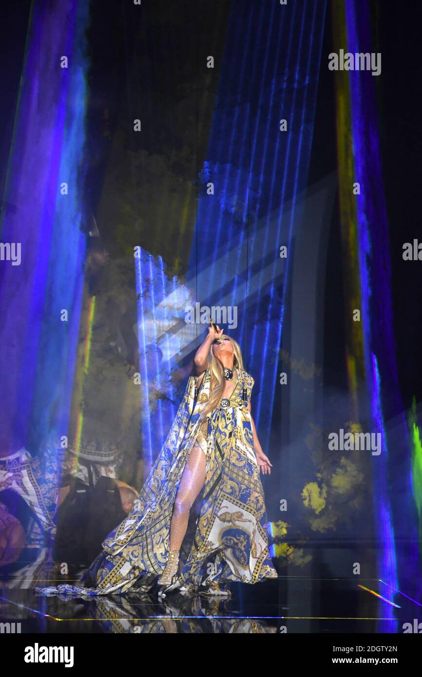 Jennifer Lopez on stage at the MTV Video Music Awards 2018, Radio City, New York. Photo credit should read: Doug Peters/EMPICS  Stock Photo