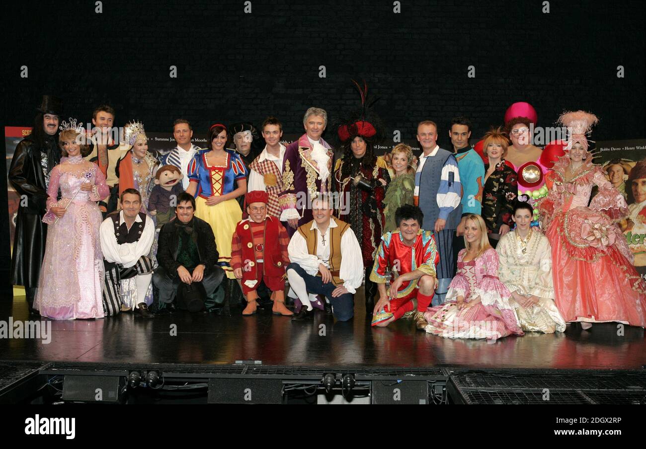 (Left-right) Back row: John Challis, Sue Holderness, Jonathan Wilkes, Susan Hampshire, unnamed, Suranne Jones, John Savident, Stphen Mulhern, Patrick Duffy, Henry Winkler, Sarah Jane Honeywell, Bobby Davro, Chico Slimani, Toyah Wilcox, Eric Potts and Kacey Ainsworth. Front row: Bradley Walsh, Jeff Hordley, Warwick Davis, Aled Jones, Gerard Kelly, Laura Hamilton & Julie Wilson Nimmo. The panto stars were attending the National Press Launch of first Family Entertainment's run of Pantos, including Aladdin, Cinderella, Mother Goose, Peter Pan, Jack & the Beanstalk and Snow White, at the Piccadilly Stock Photo