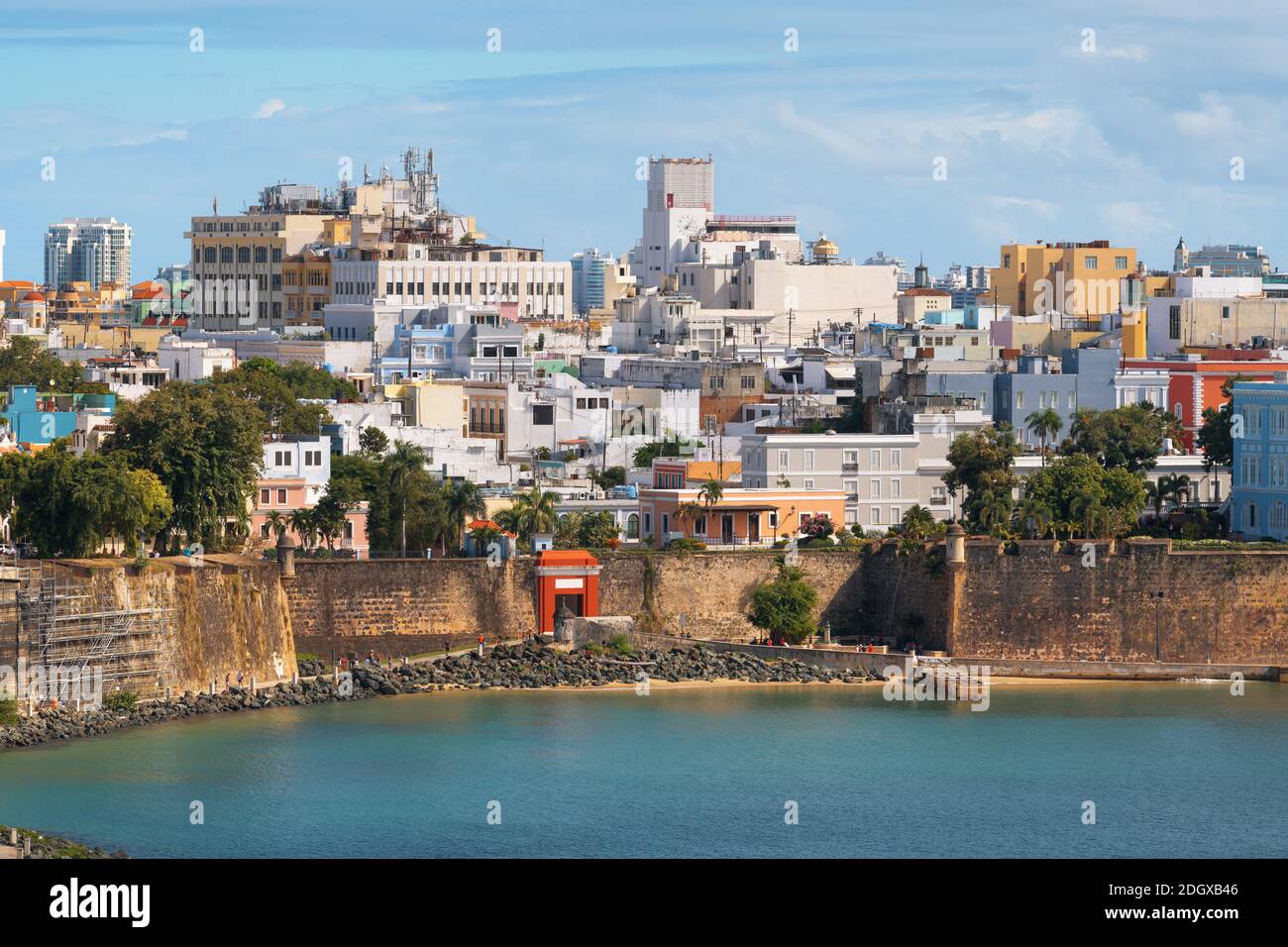 Old san juan buildings puerto rico hi-res stock photography and images ...