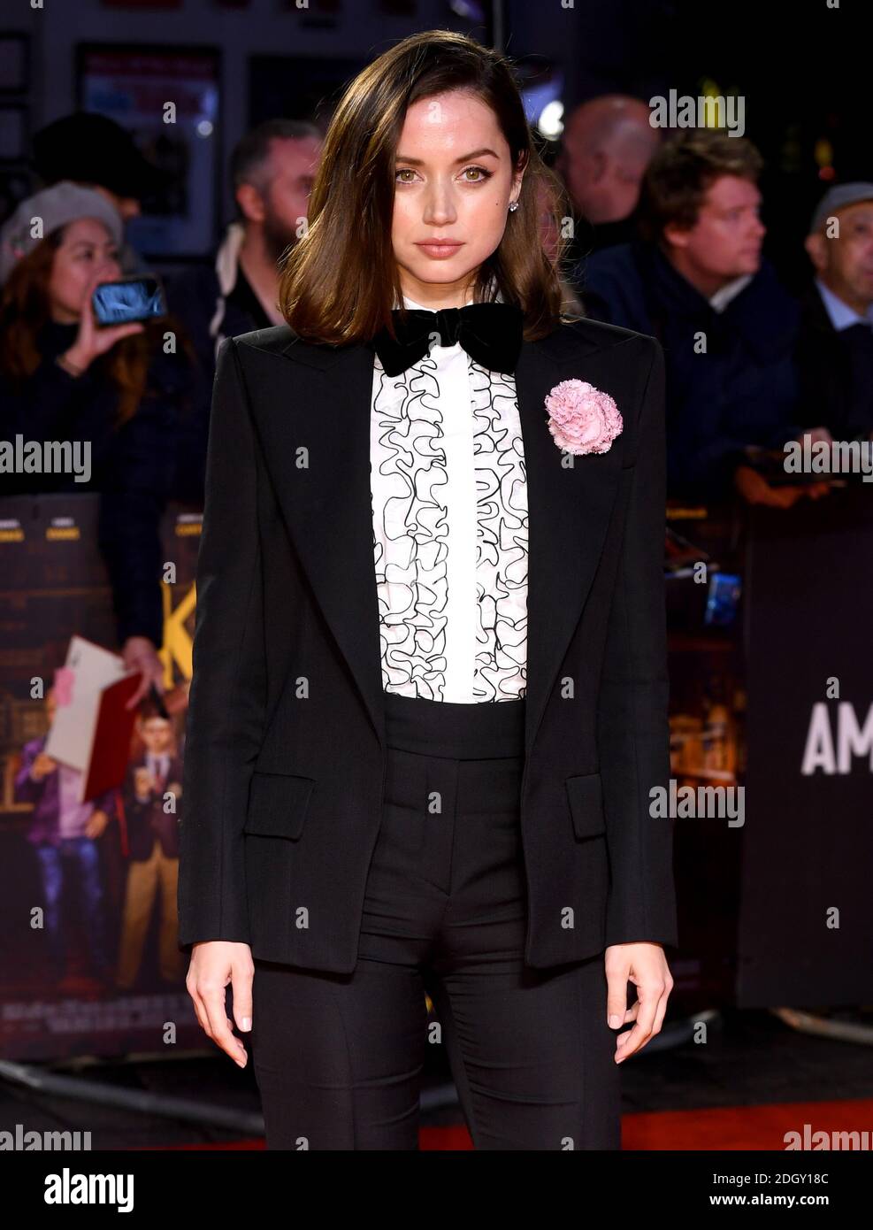 ana-de-armas-attending-the-european-premiere-of-knives-out-as-part-of