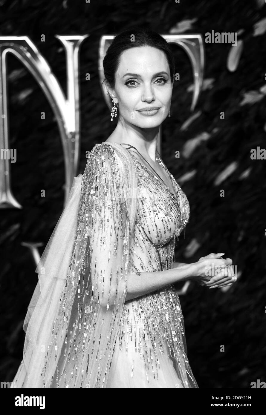Idsok arriving arrival arrives red carpet redcarpet mid length Black