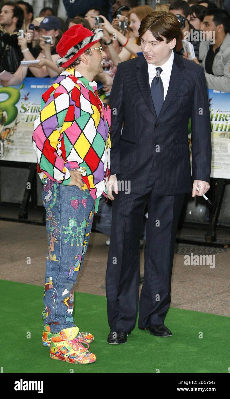 Timmy Mallet and Mike Myers arriving at the UK Premiere of Shrek 3, Odeon Cinema, Leicester Square, London. Stock Photo