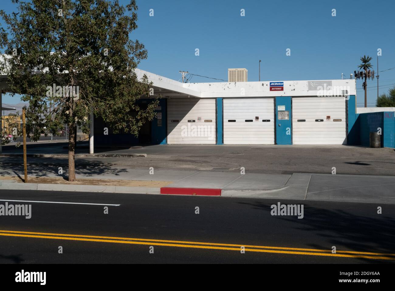Deserted gas station, downtown Las Vegas, Nevada, Fremont Street East district Stock Photo Alamy