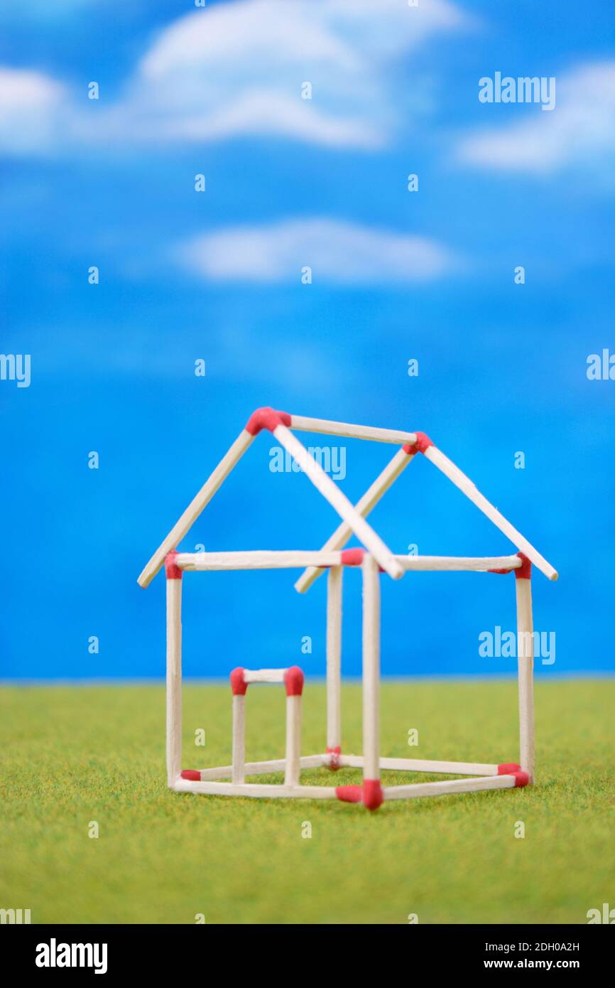 Planung des Traumhauses, Haus aus Streichhölzer, Stock Photo