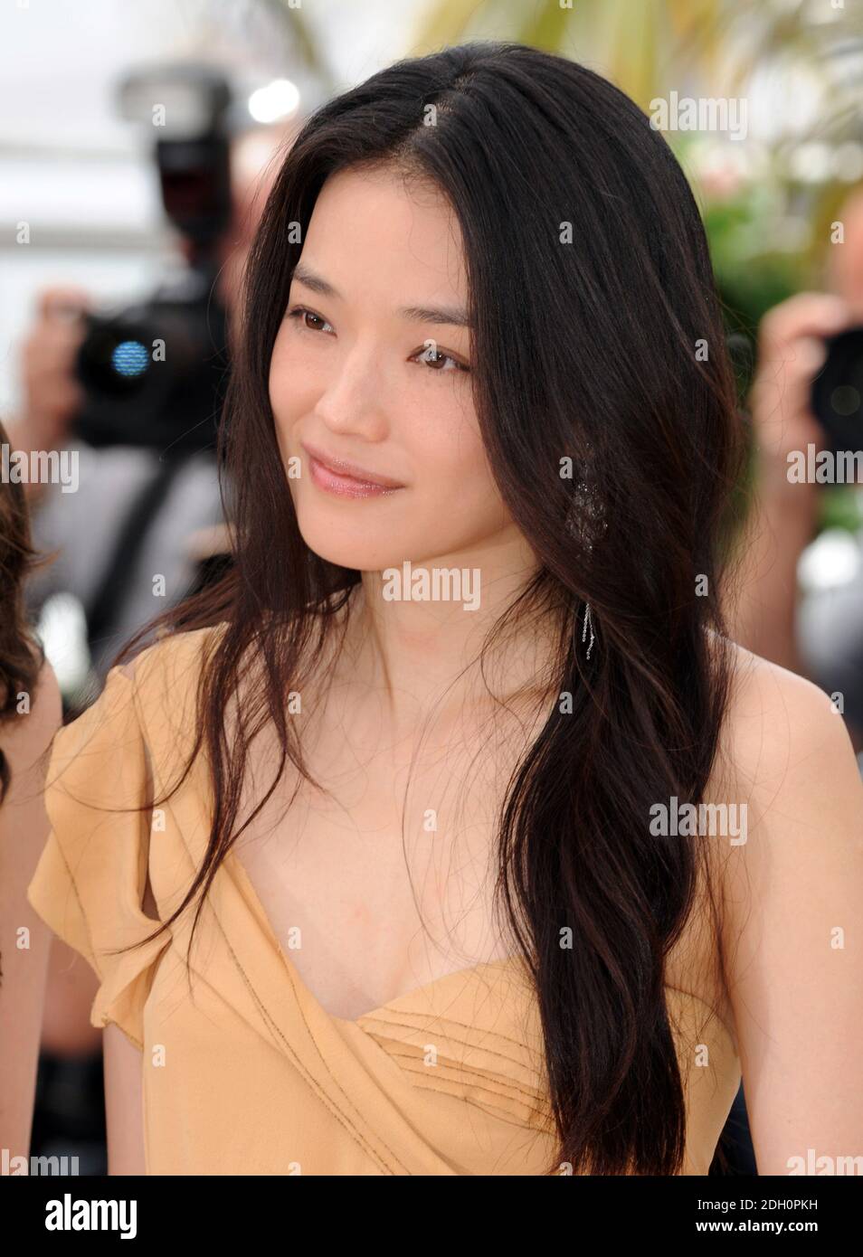 Shu Qi attending the photocall for the 62nd Festival de Cannes Jury, at the Palais des Festival in Cannes, part of the 62nd Cannes Film Festival. Stock Photo