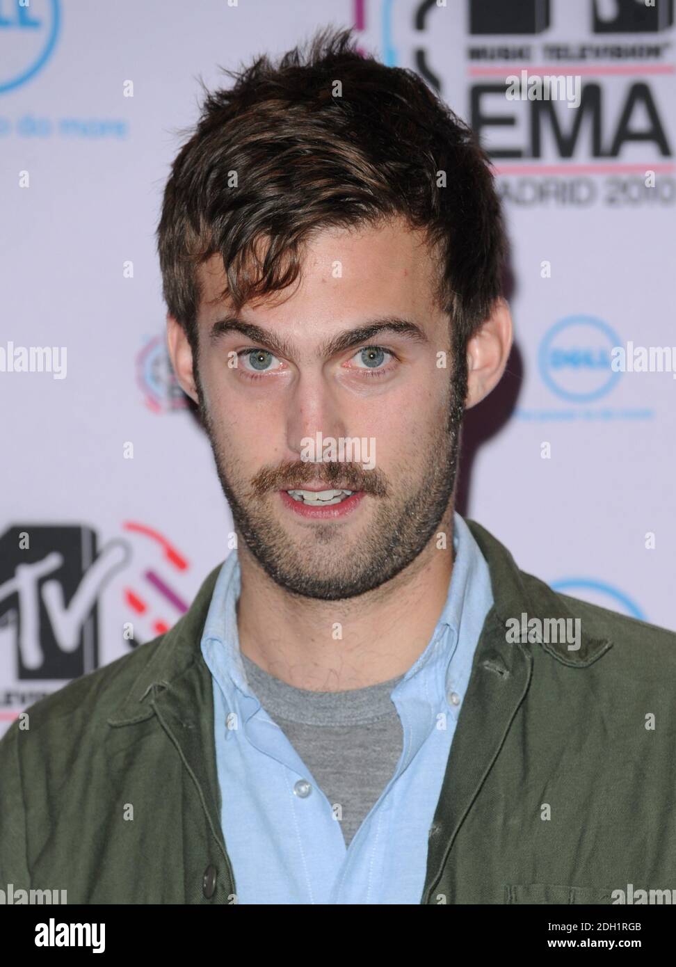 Vampire Weekend arriving at the MTV European Music Awards 2010, Caja