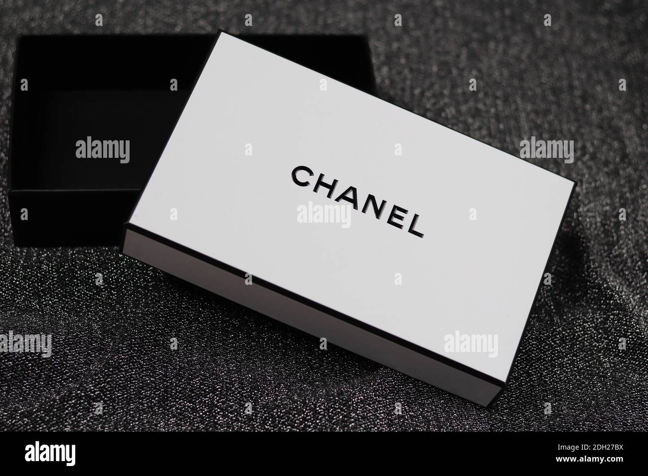 BERLIN, GERMANY - Nov 28, 2020: empty box of Chanel on a silver-gray  background, beauty concept Stock Photo - Alamy