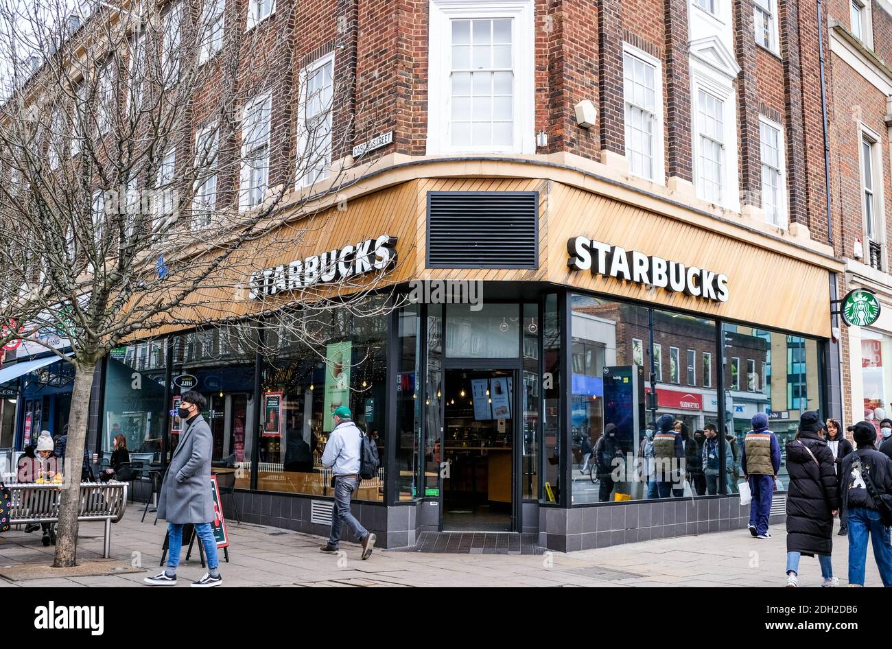 Kingston London, December 09 2020, Starbucks Coffee Shop With People