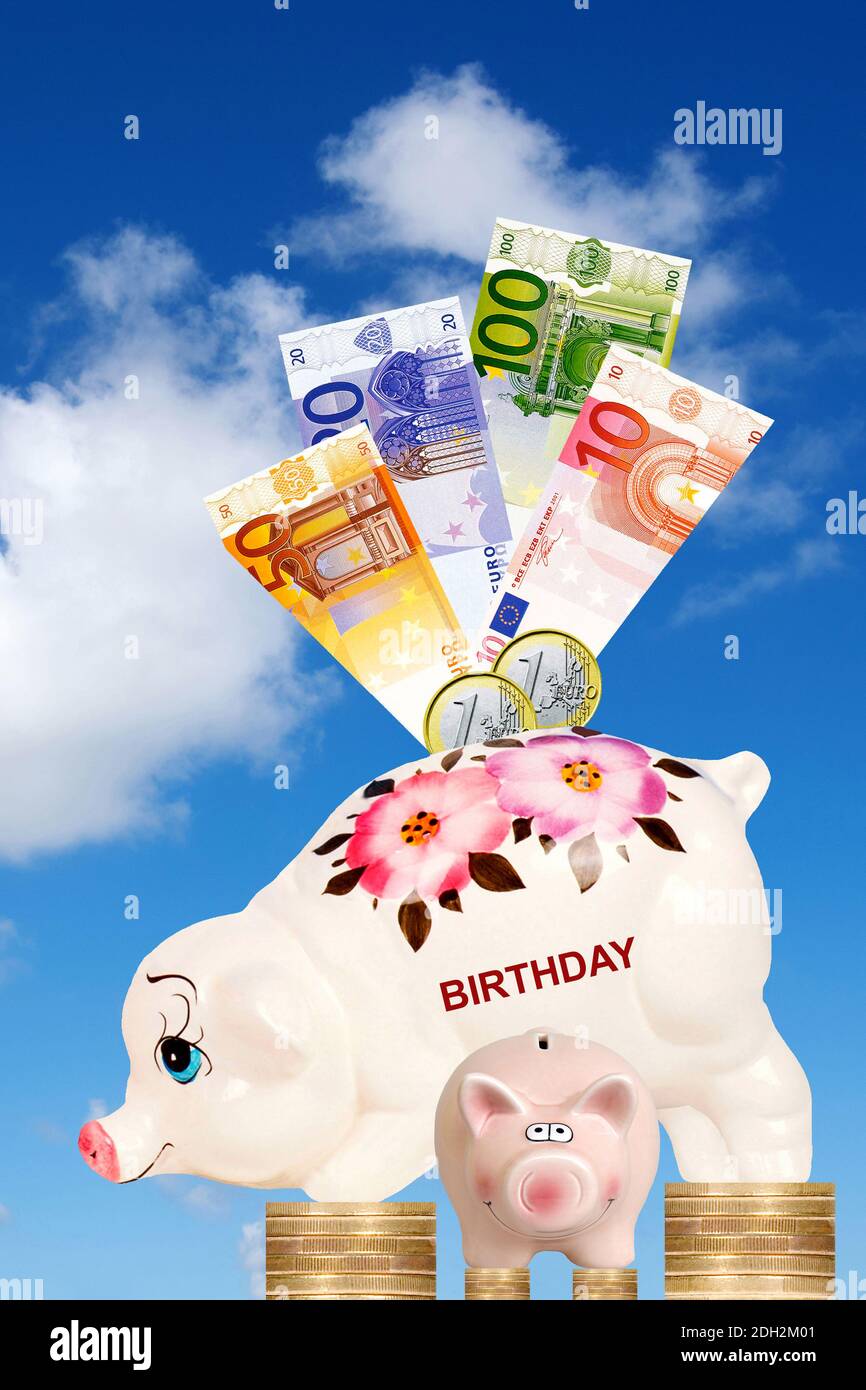 Sparschwein mit der Aufschrift Birthday, steht auf Euro Münzen, mit