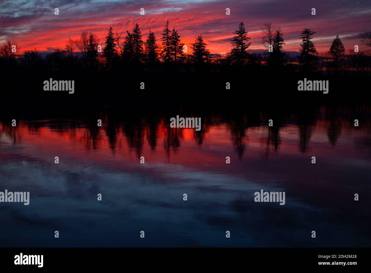 Willamette River sunset, Sunset Park, Keizer, Oregon Stock Photo Alamy