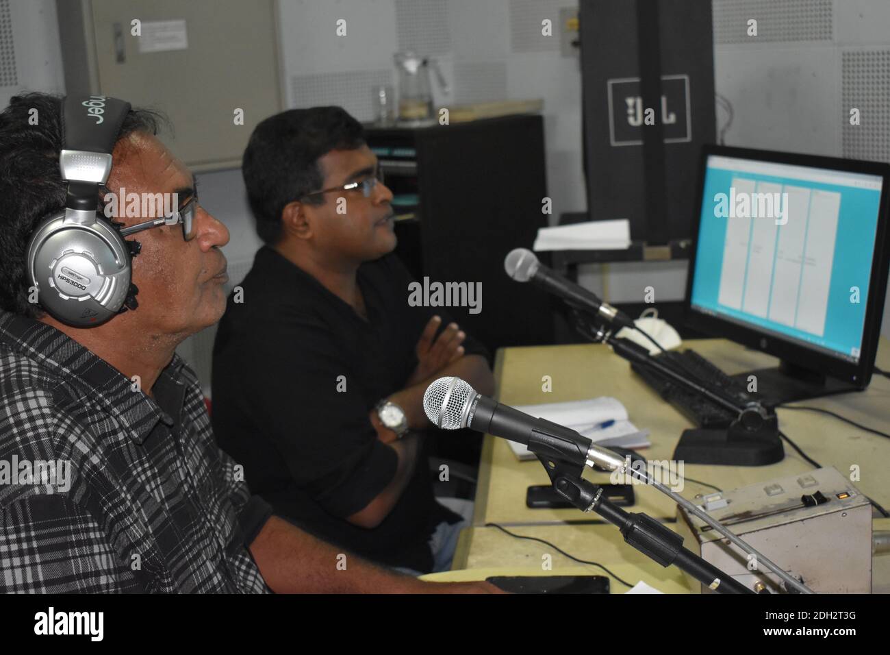 Radio ceylon hi-res stock photography and images - Alamy