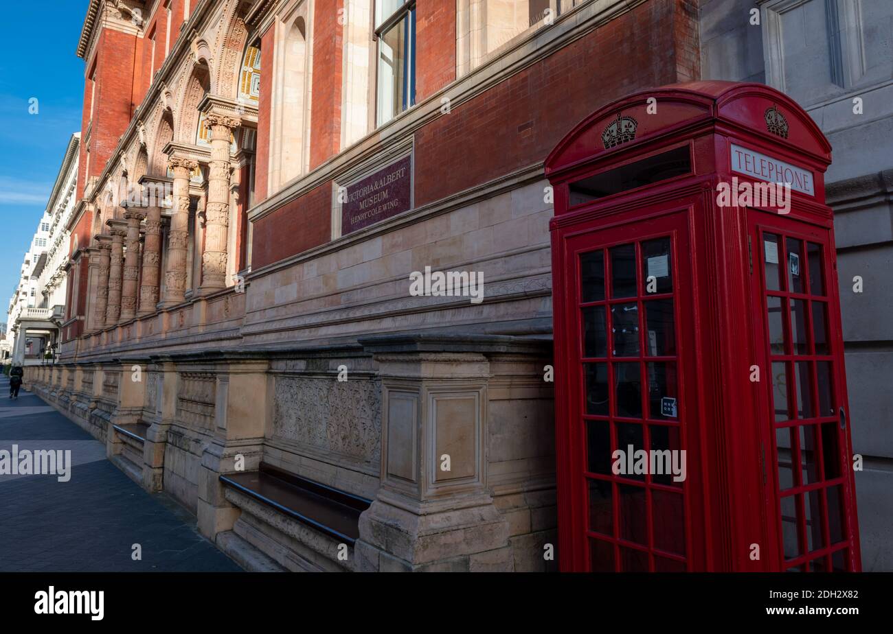 An exterior view of the Victoria and Albert Museum in London Knightsbridge. One of Britain's major historic institutions. Stock Photo