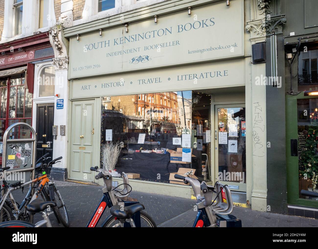 A independent traditional book shop in South Kensington which are fast disappearing being hugely affected by online digital books. Stock Photo