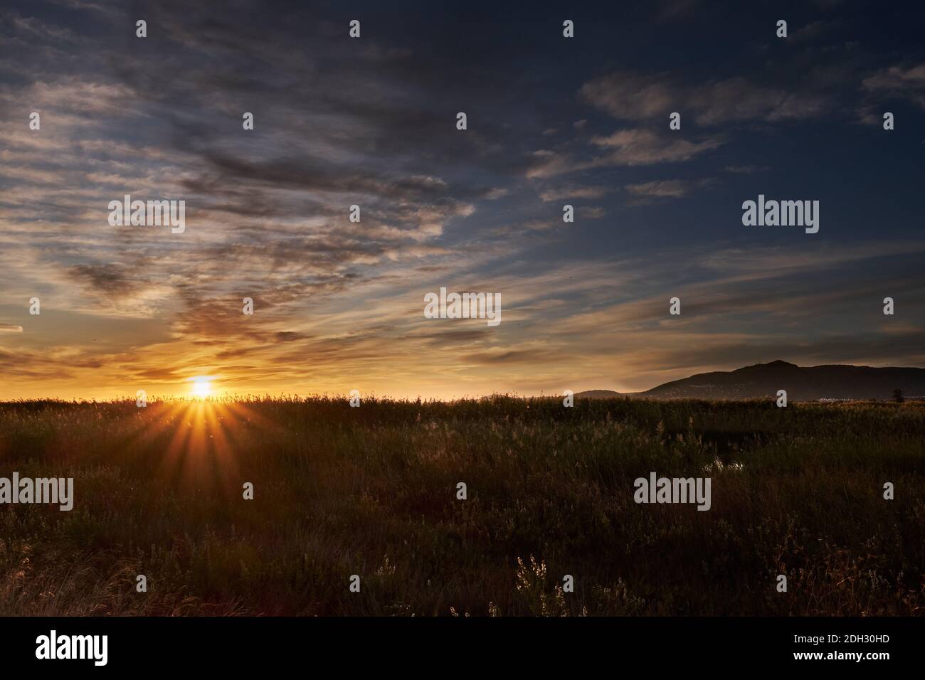 Mirror in lake red sunset hi-res stock photography and images - Alamy
