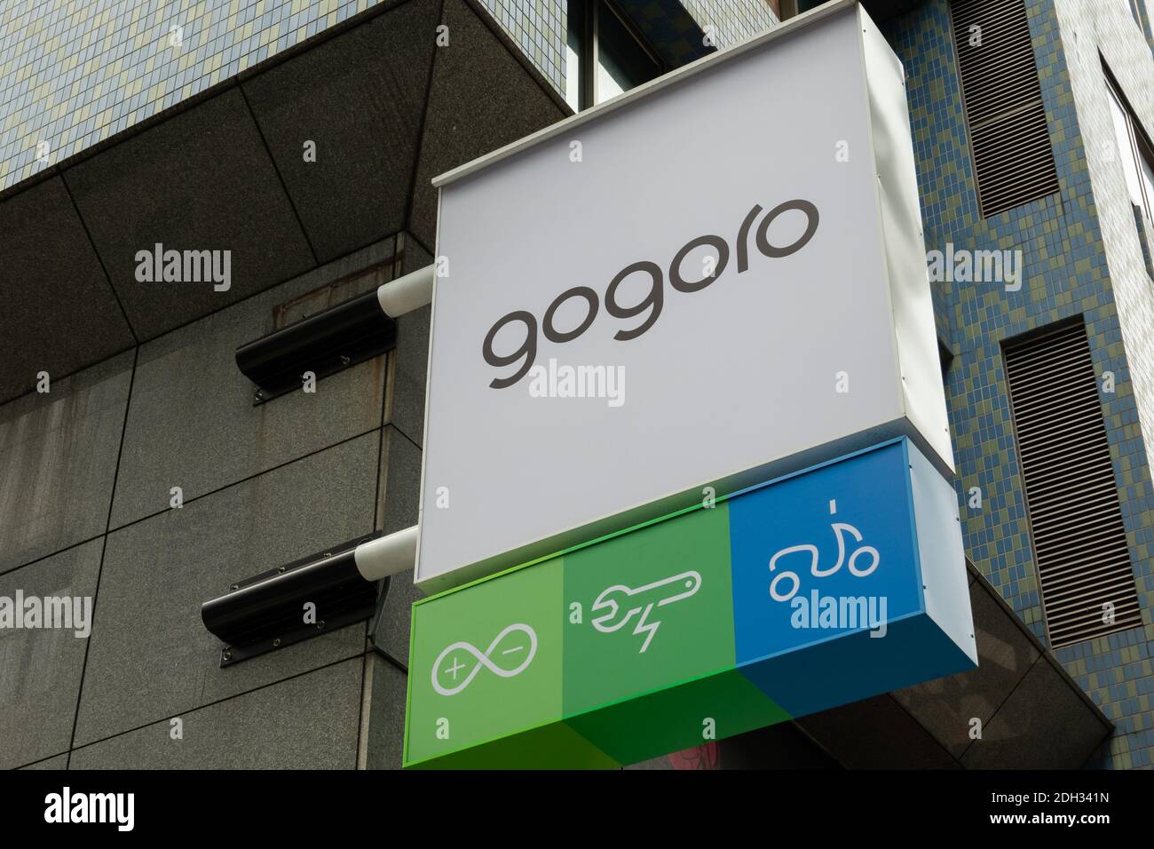 Gogoro hires stock photography and images Alamy