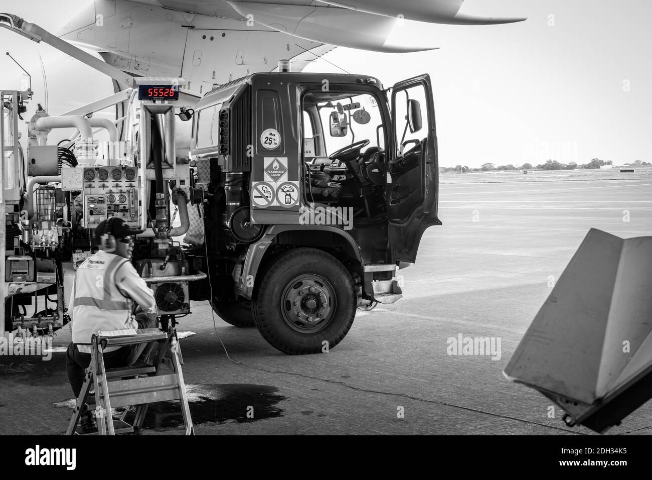 Fuel meter gauge showing thousands of liters of jet fuel delivered into