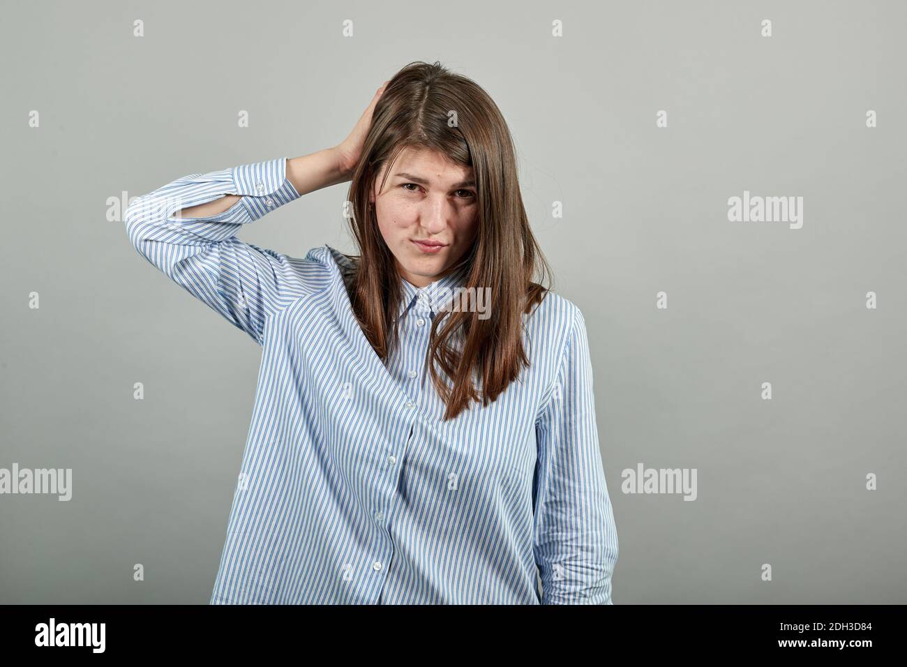 Face palm, disappointed slapping head due to mistake, oversight or epic  fail, headache in studio, forgetful model remembers do importent task,  keeps hand on forehead, remembering important forgets Stock Photo - Alamy