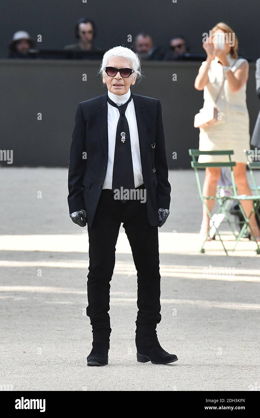 Karl Lagerfeld walks on the runway during the Chanelâ€™s 2017/18 Fall  Winter Haute Couture collection at Grand Palais in Paris, France on July 4,  2017. Photo by Laurent Zabulon/ABACAPRESS.COM Stock Photo -