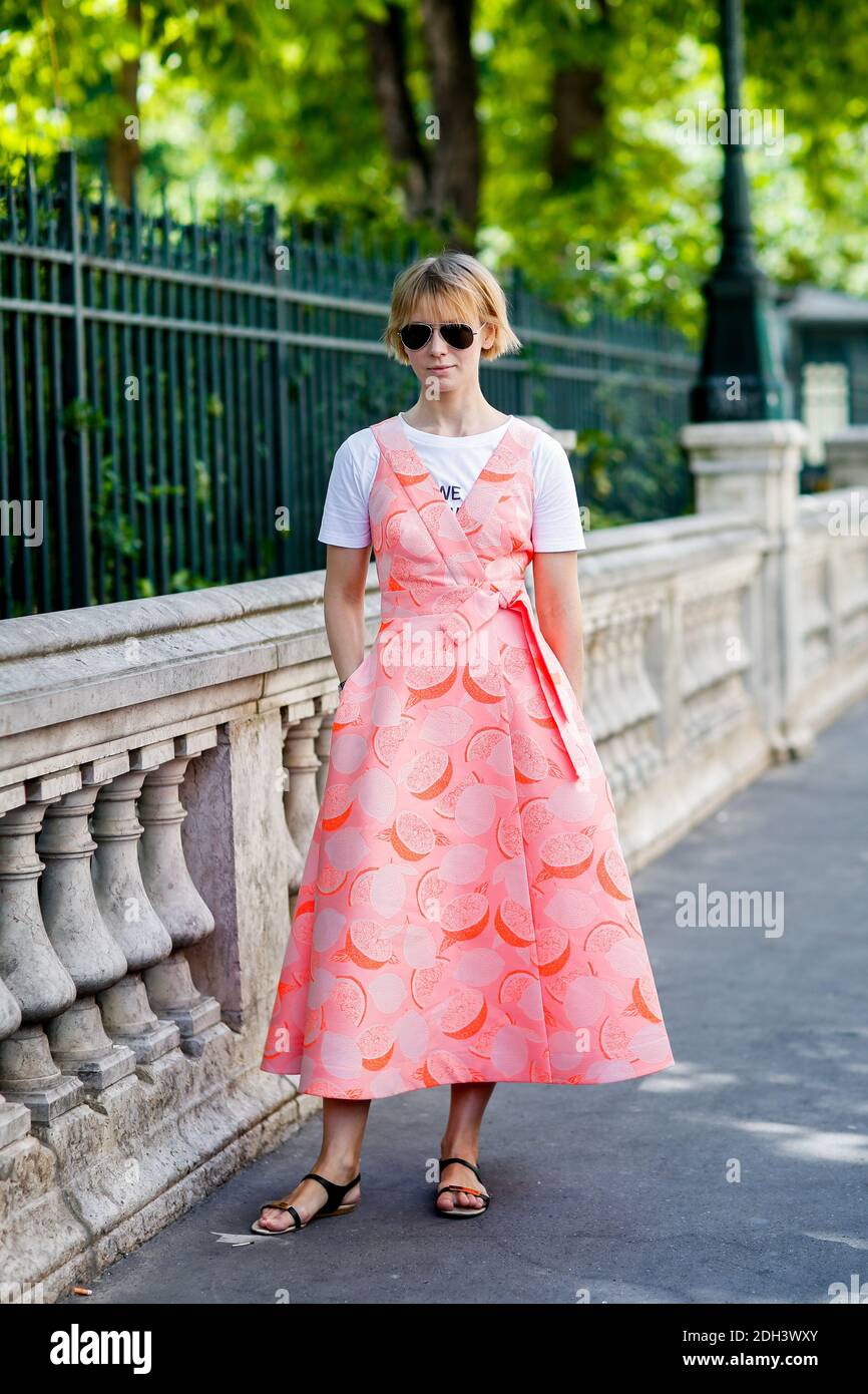 Street Style Vika Gazinskaya Arriving At Jean Paul Gaultier Fall Winter 17 18 Haute Couture Show Held At Rue Saint Martin In Paris France On July 5 17 Photo By Marie Paola Bertrand Hillion Abacapress Com Stock Photo
