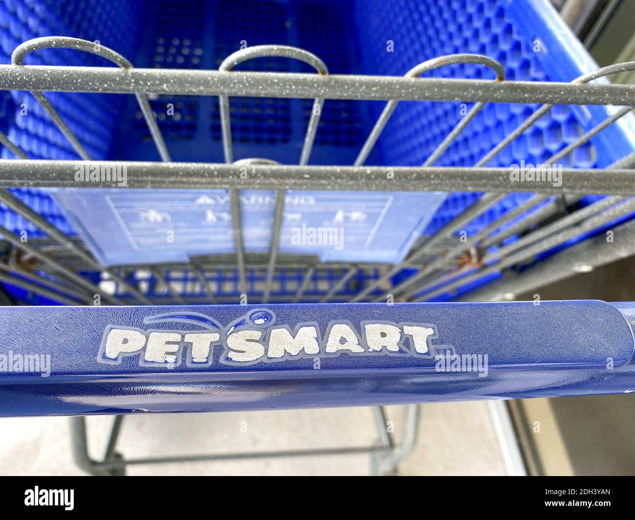 Orlando, FL USA January 29, 2020 A view of a shopping cart from a
