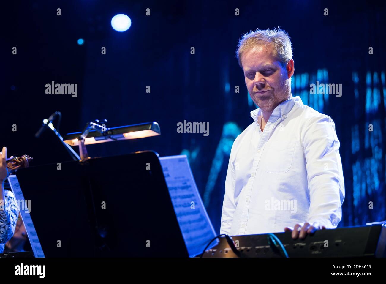 Max richter hi-res stock photography and images - Alamy