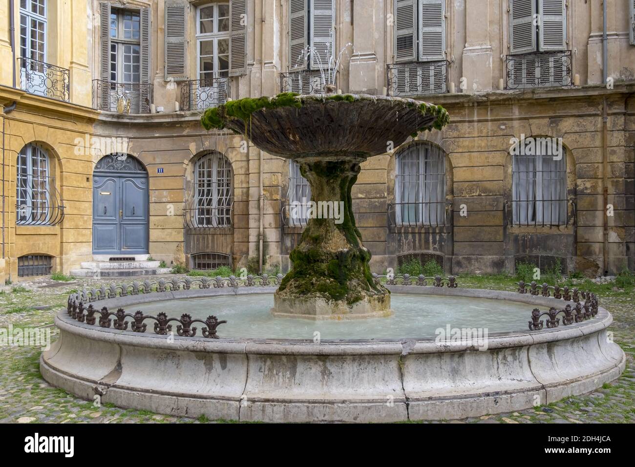 Fountain albertas aix hi-res stock photography and images - Alamy
