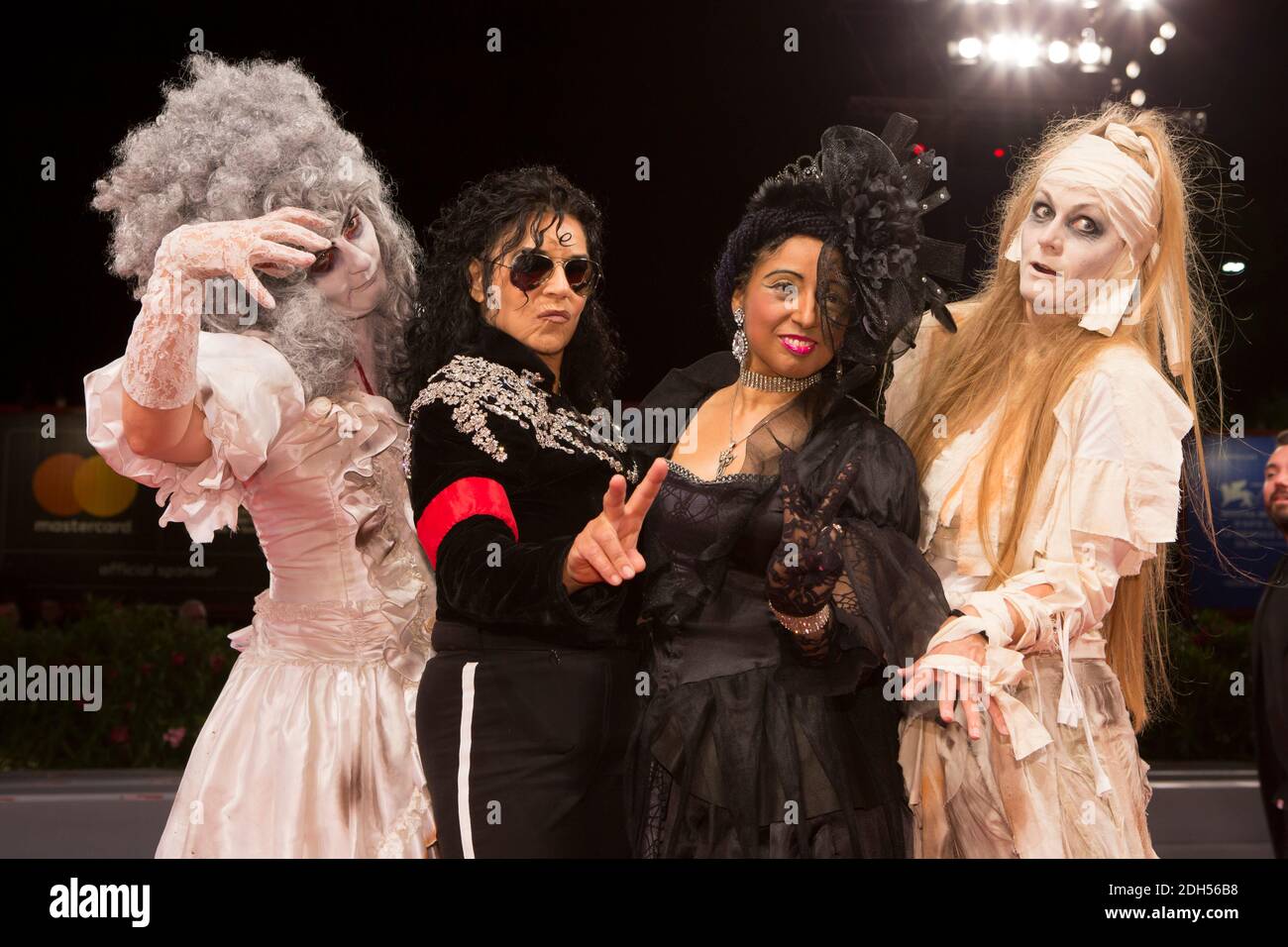 Michael jackson thriller album hi-res stock photography and images - Alamy