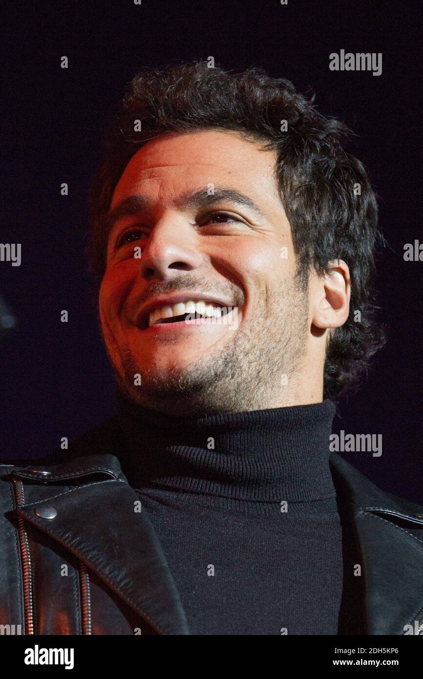Amir Haddad at concert after the attribution wednesday of the Olympic