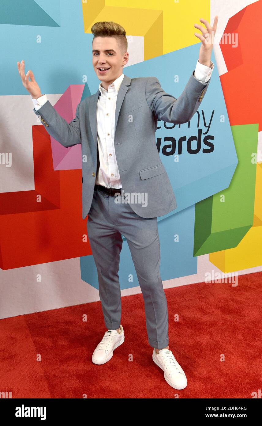 Zach Clayton attends the 2017 Streamy Awards at The Beverly Hilton