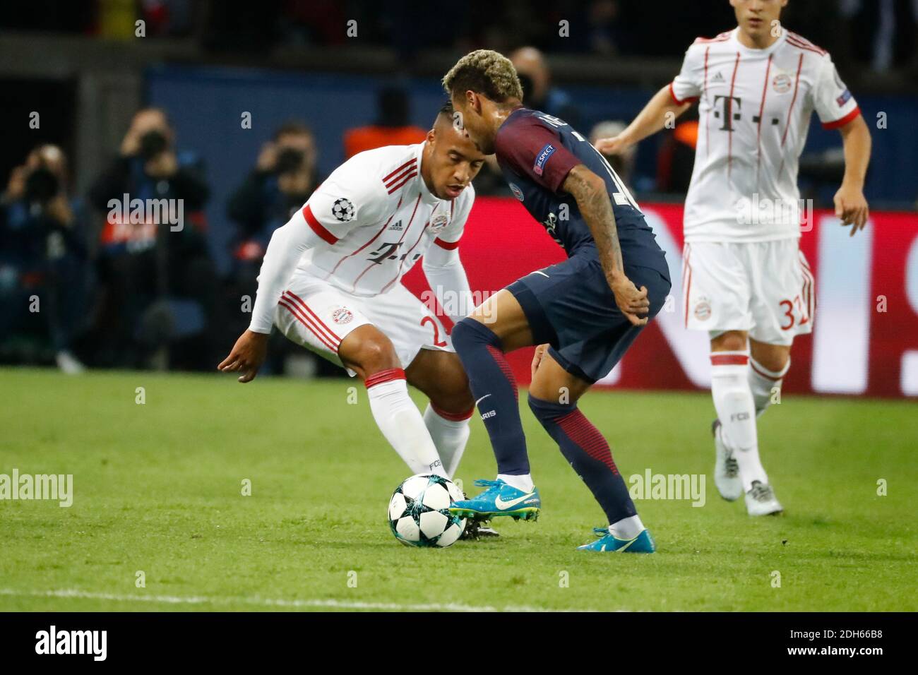 PSG's Neymar battling Bayern Munchen's Corentin Tolisso during UEFA Champions  League, Group B match Paris Saint-Germain (PSG) v FC Bayern Munich on  September 27, 2017 at the Parc des Princes stadium in