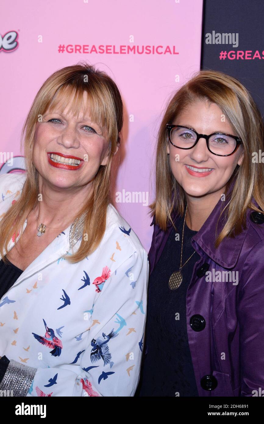 Annie Stone (Annie Gautrat) et sa fille assistent a la Premiere de Gala ...