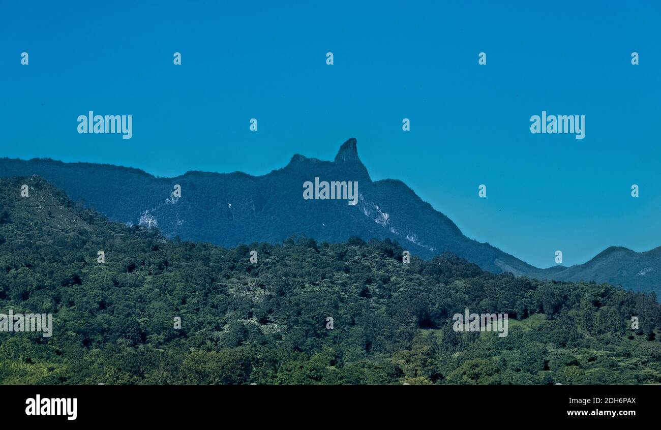The striking El Cerro de la Silleta above Xilitla, San Luis Potosi, Mexico Stock Photo