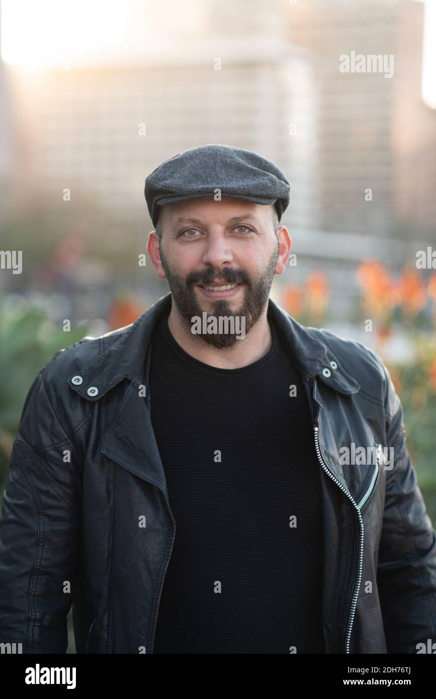 Portrait bearded middle eastern man hi-res stock photography and images ...