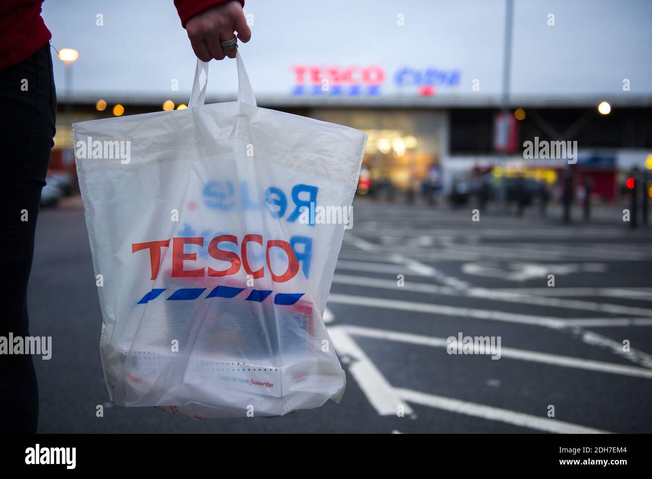 Glasgow, Scotland, UK. 10th Dec, 2020. Pictured: TESCO Chairman has admitted it has stockpiled long-life goods in preparation for possible supply disruption at the end of the Brexit transition period. Speaking hours before PM Boris Johnson was due in Brussels for last ditch trade deal talks, John Allan was unable to rule out the chance of temporary shortages in some fresh foods from 1 January but added they should only be for 'a limited period'. Credit: Colin Fisher/Alamy Live News Stock Photo