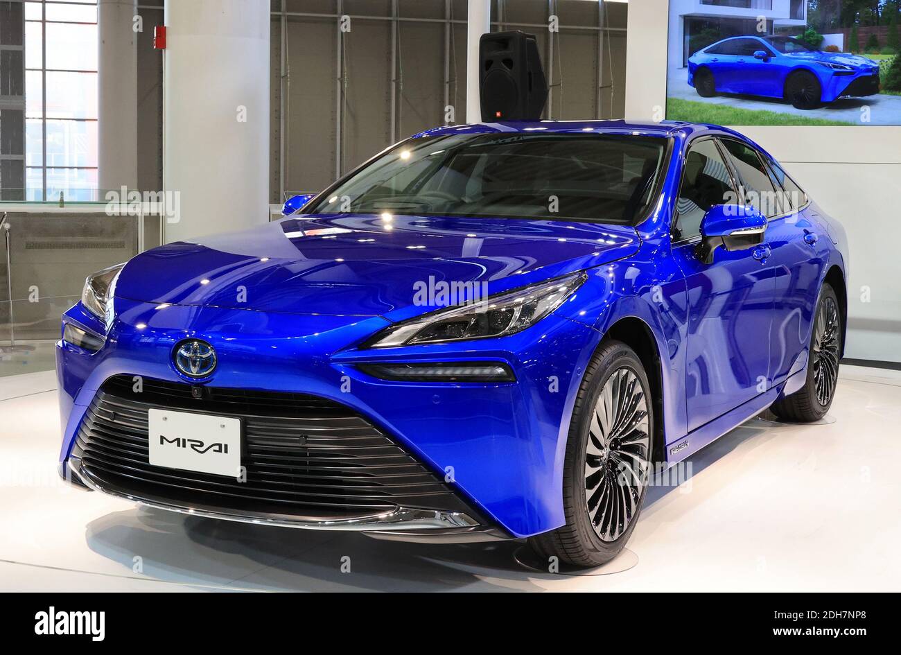 Toyota mirai fuel cell 2020 hi res stock photography and images