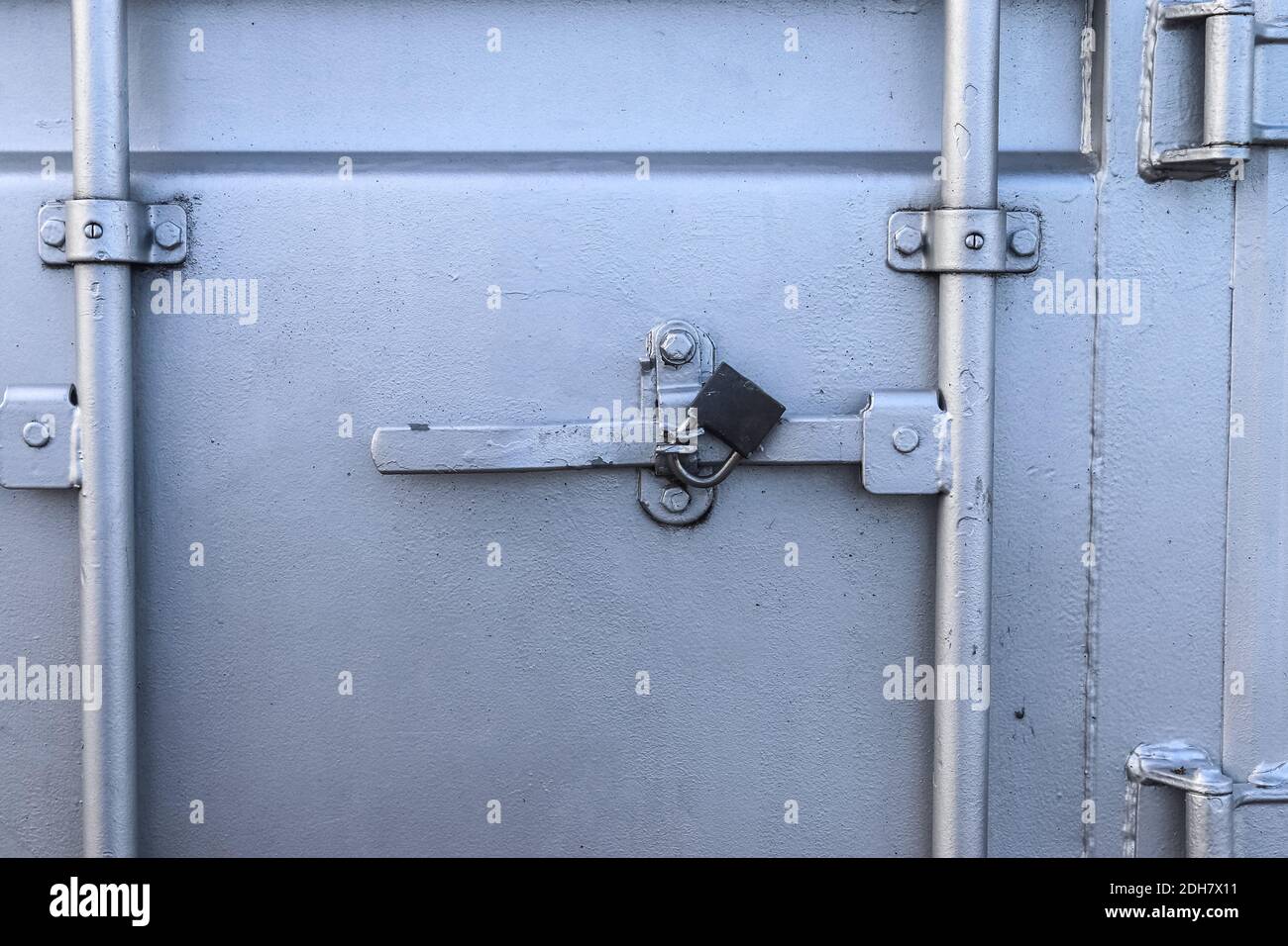 Diy Vault Door Mechanism / Wooden Locking Mechanism 4 Steps With