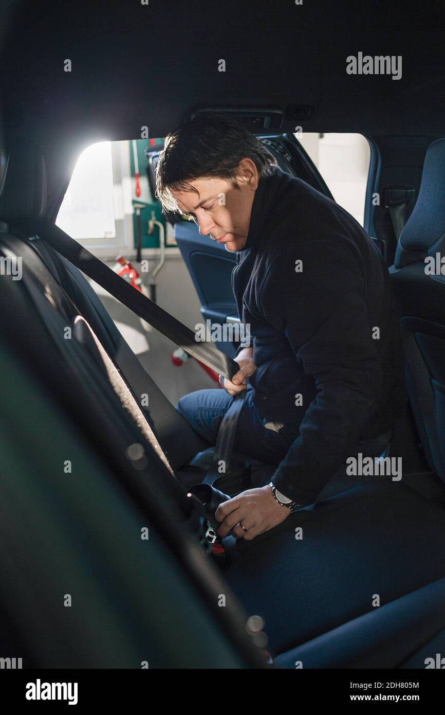 Car seat belt hires stock photography and images Alamy