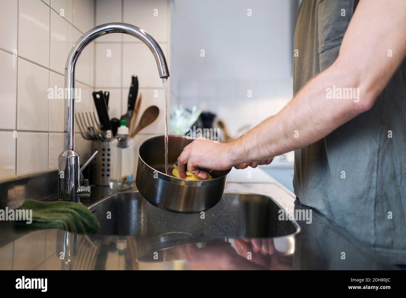 Scouring pad hires stock photography and images Alamy