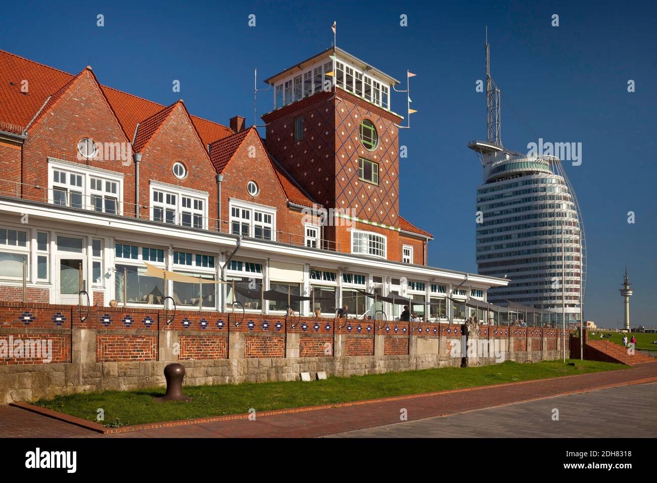 beach hall Strandhalle and Atlantic Hotel Sail City, Germany, Bremen, Bremerhaven Stock Photo
