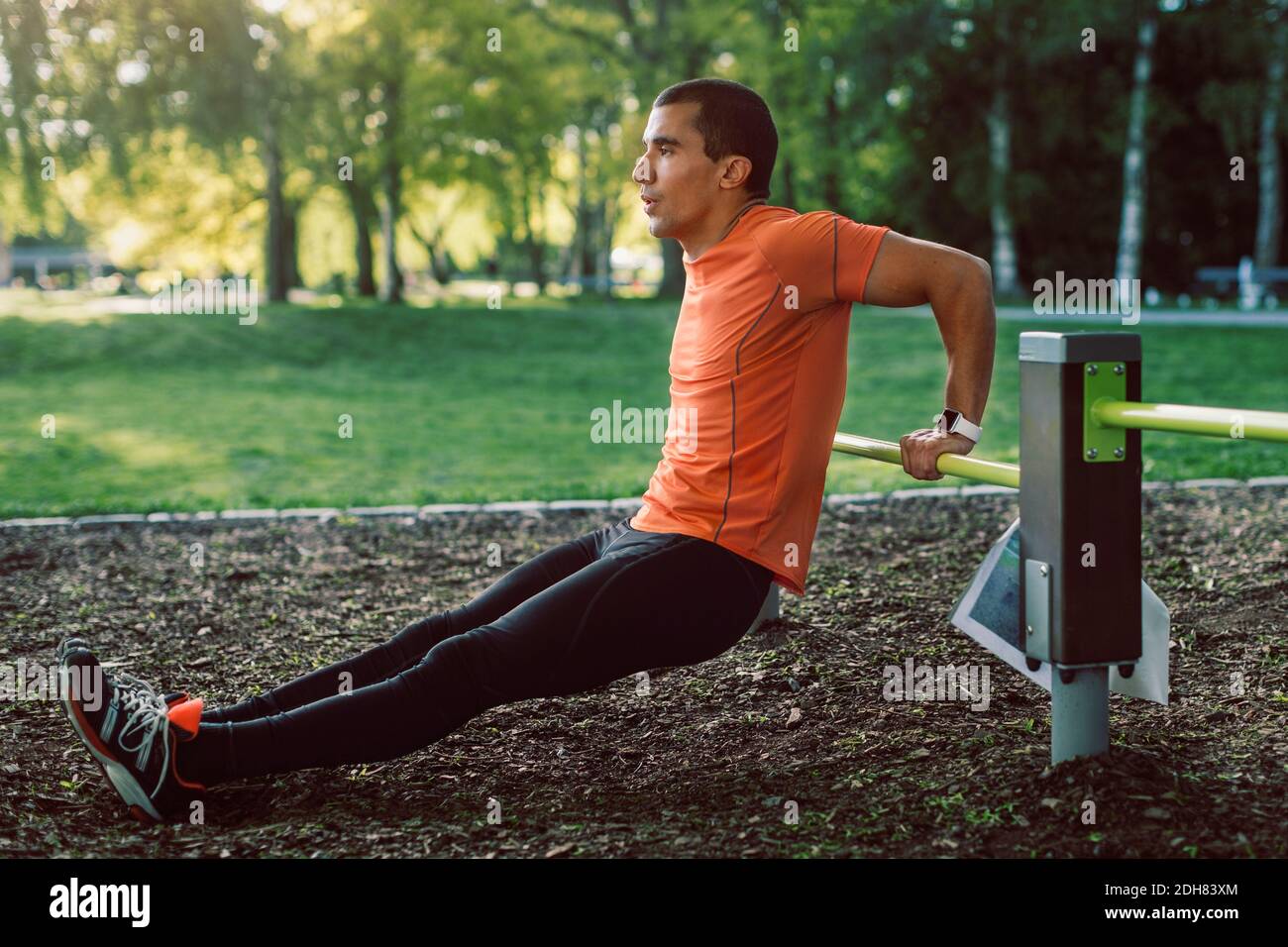 Push ups hi-res stock photography and images - Alamy