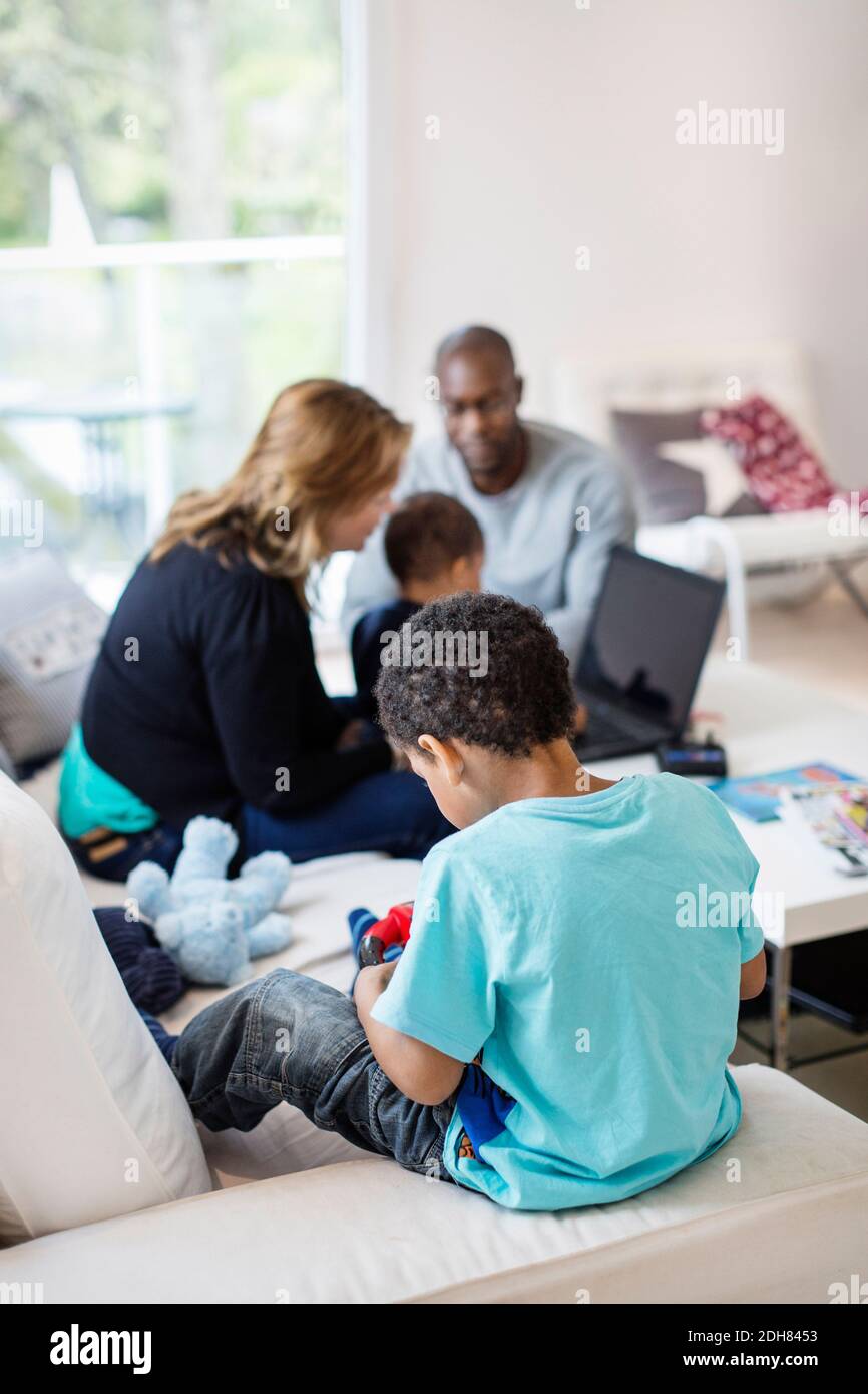 African american boy rear view hi-res stock photography and images - Alamy