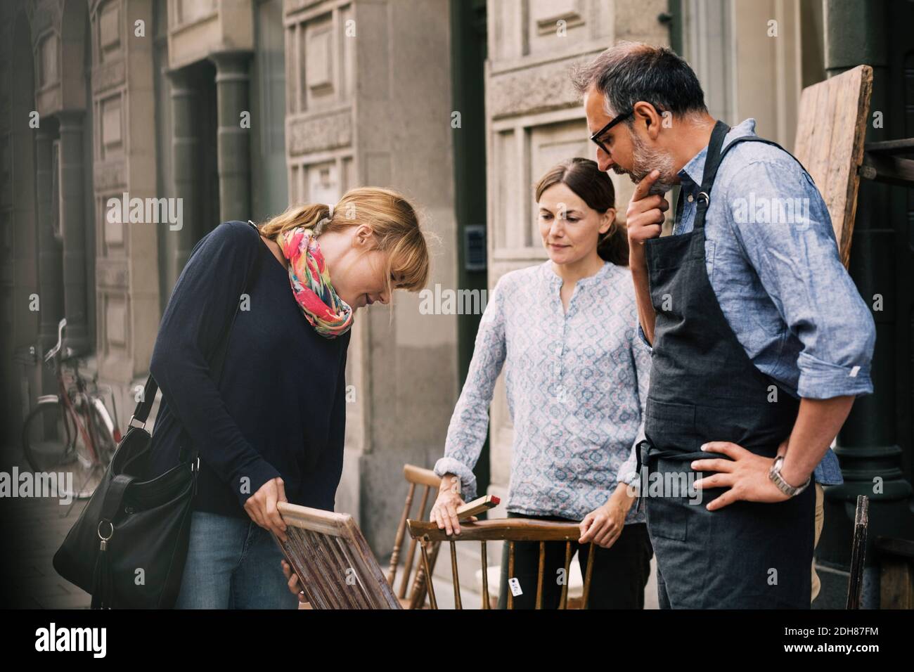 Female costumer hi-res stock photography and images - Alamy