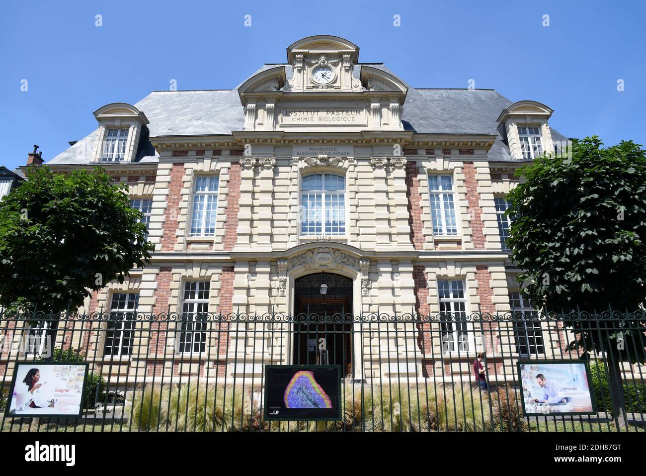 Paris (France): building of the Pasteur Institute in the 15th arrondissement (district). The Pasteur Institute is a French non-profit private foundati Stock Photo