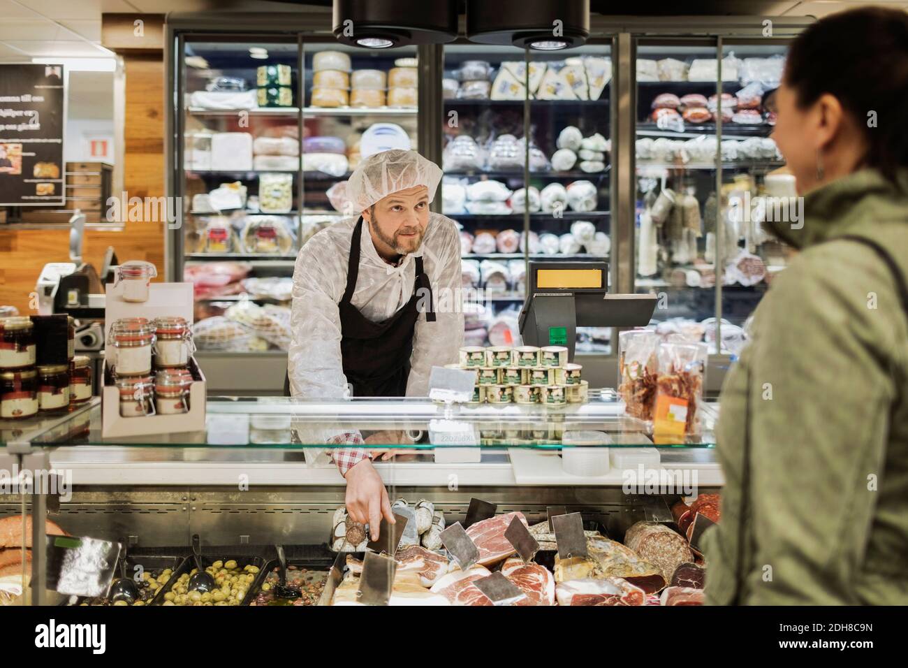 Deli Clerk High Resolution Stock Photography and Images Alamy