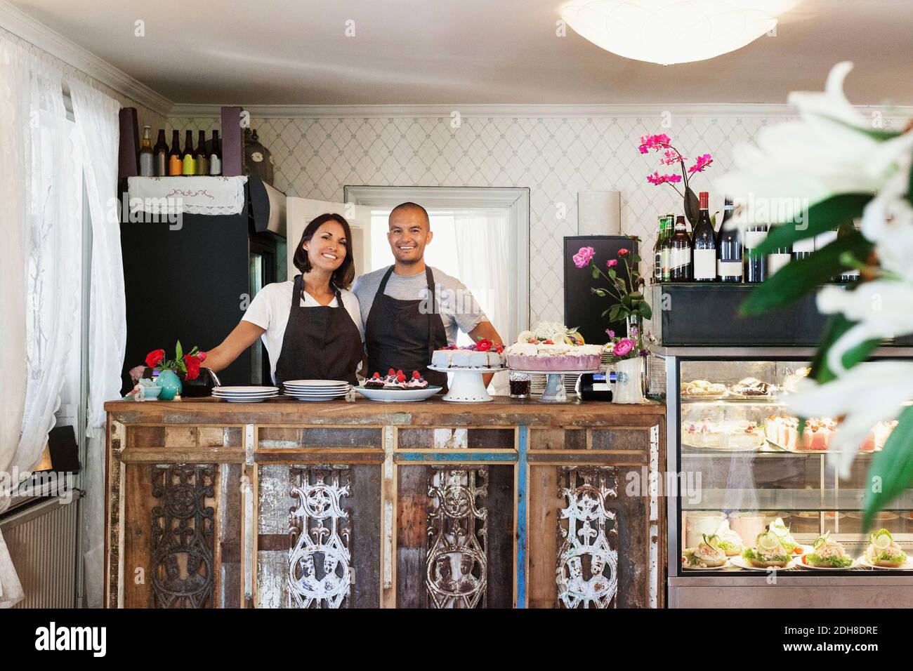Indian cafe counter hi-res stock photography and images - Alamy
