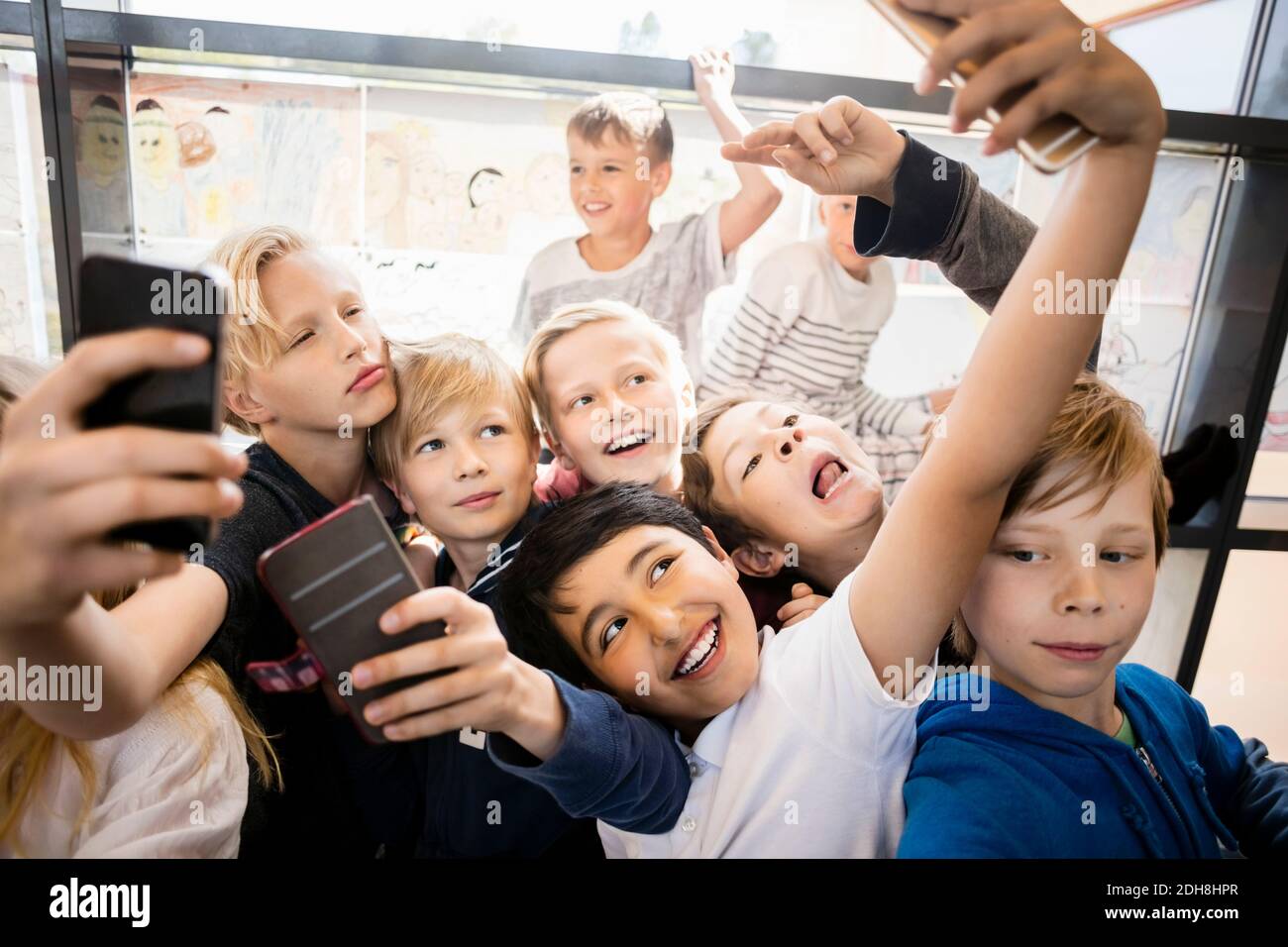 Boys 10 group hi-res stock photography and images - Alamy