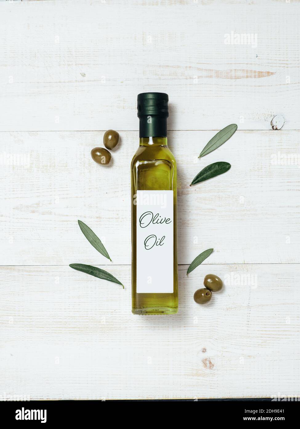 Download Bottle Mock Up High Resolution Stock Photography And Images Alamy