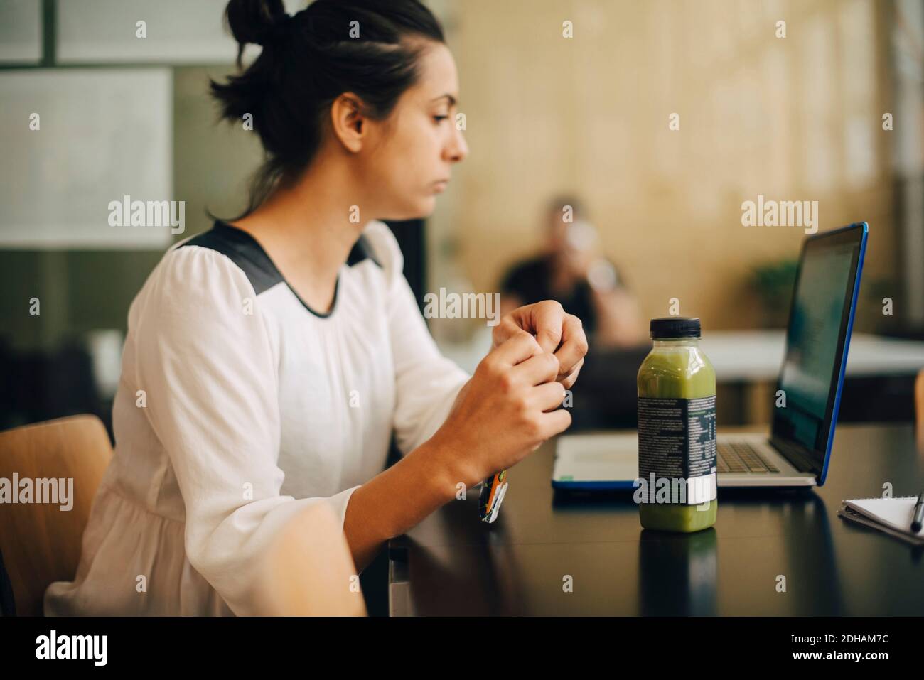 Desk food laptop hi-res stock photography and images - Alamy