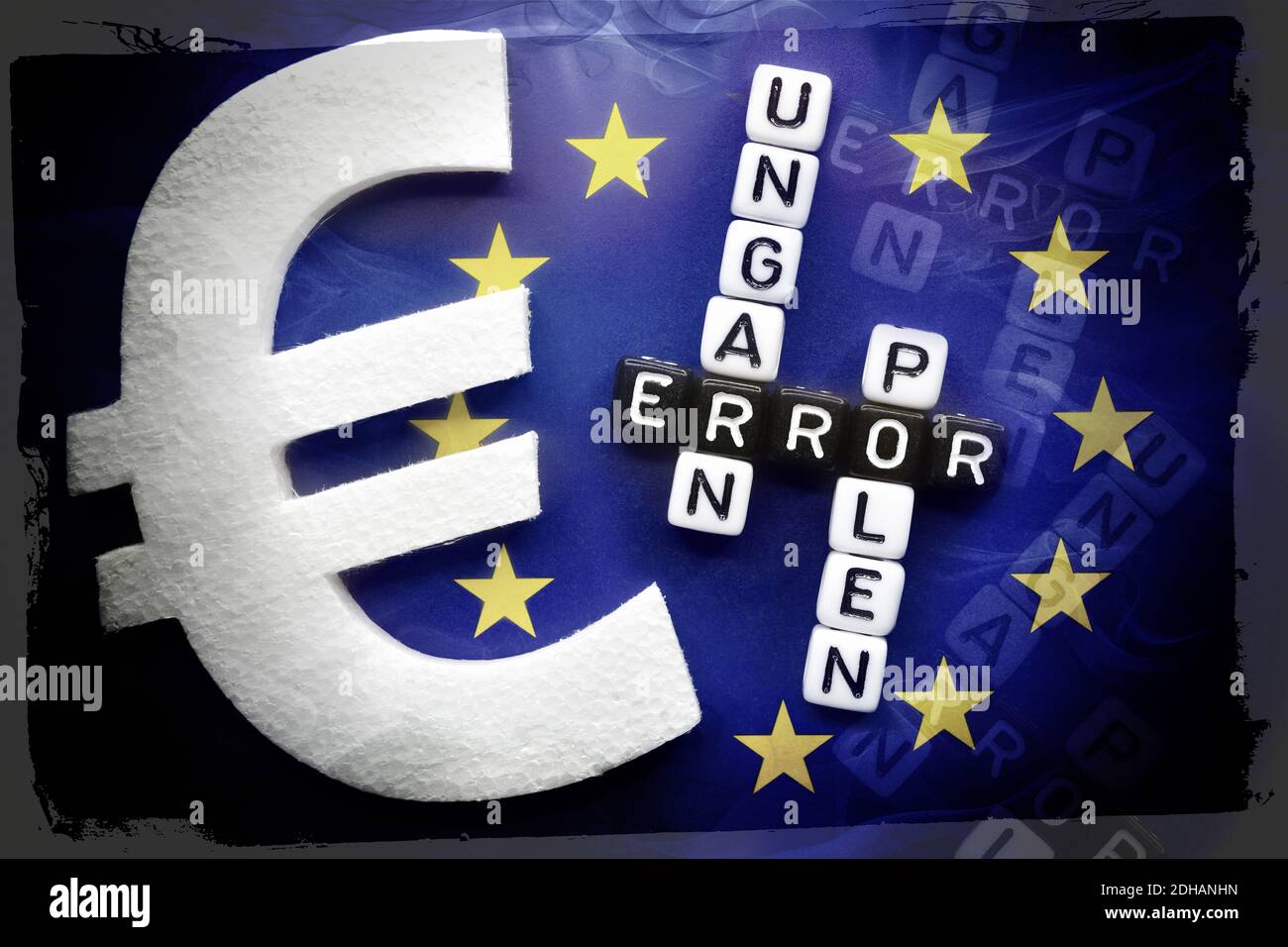 FOTOMONTAGE, EU-Fahne mit den Schriftzügen Error, Ungarn und Polen mit Eurozeichen, EU-Haushaltsstreit Stock Photo